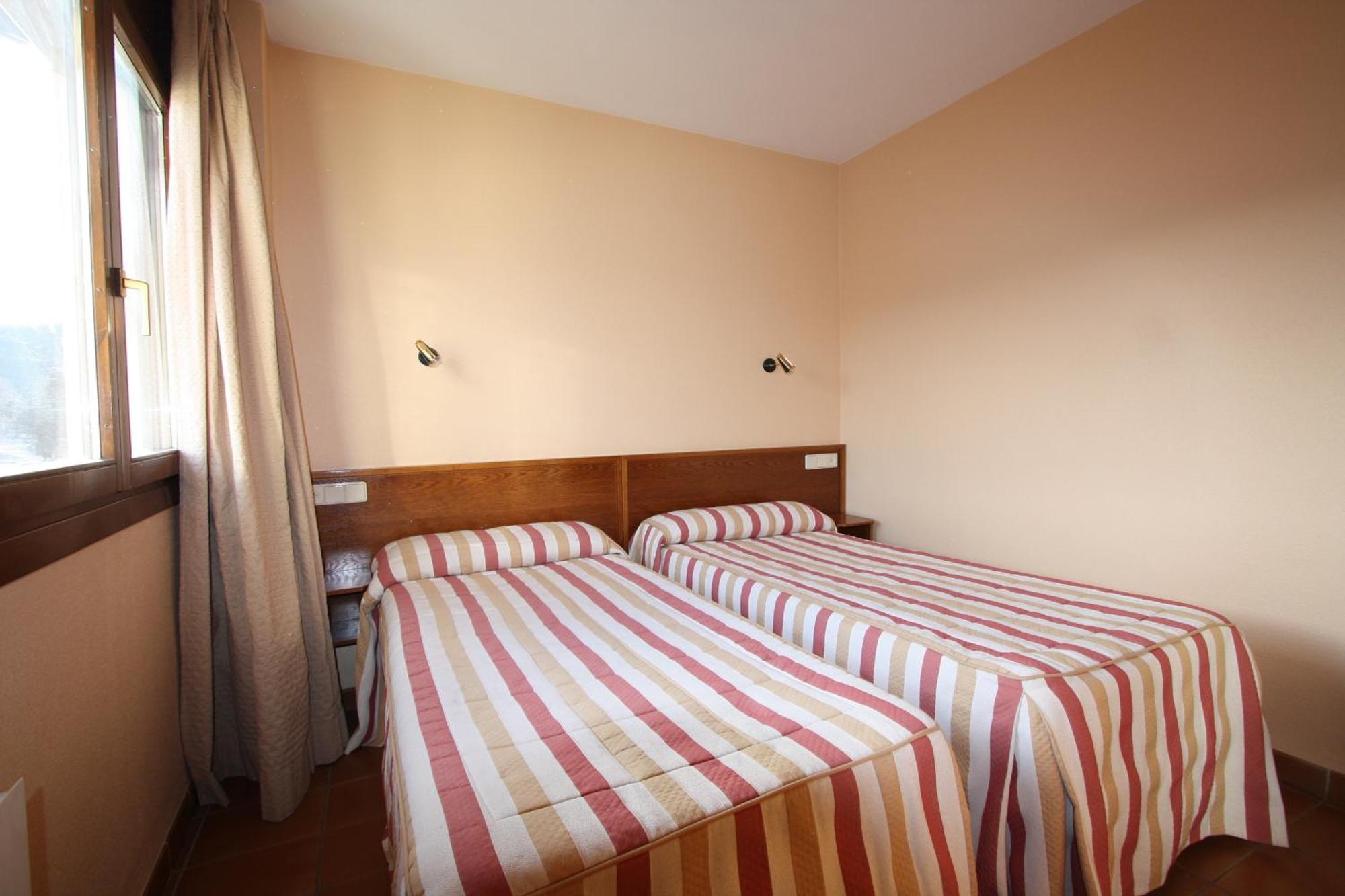 Apart-Hotel Selva Nevada Ла-Вирхен-де-ла-Вега Экстерьер фото
